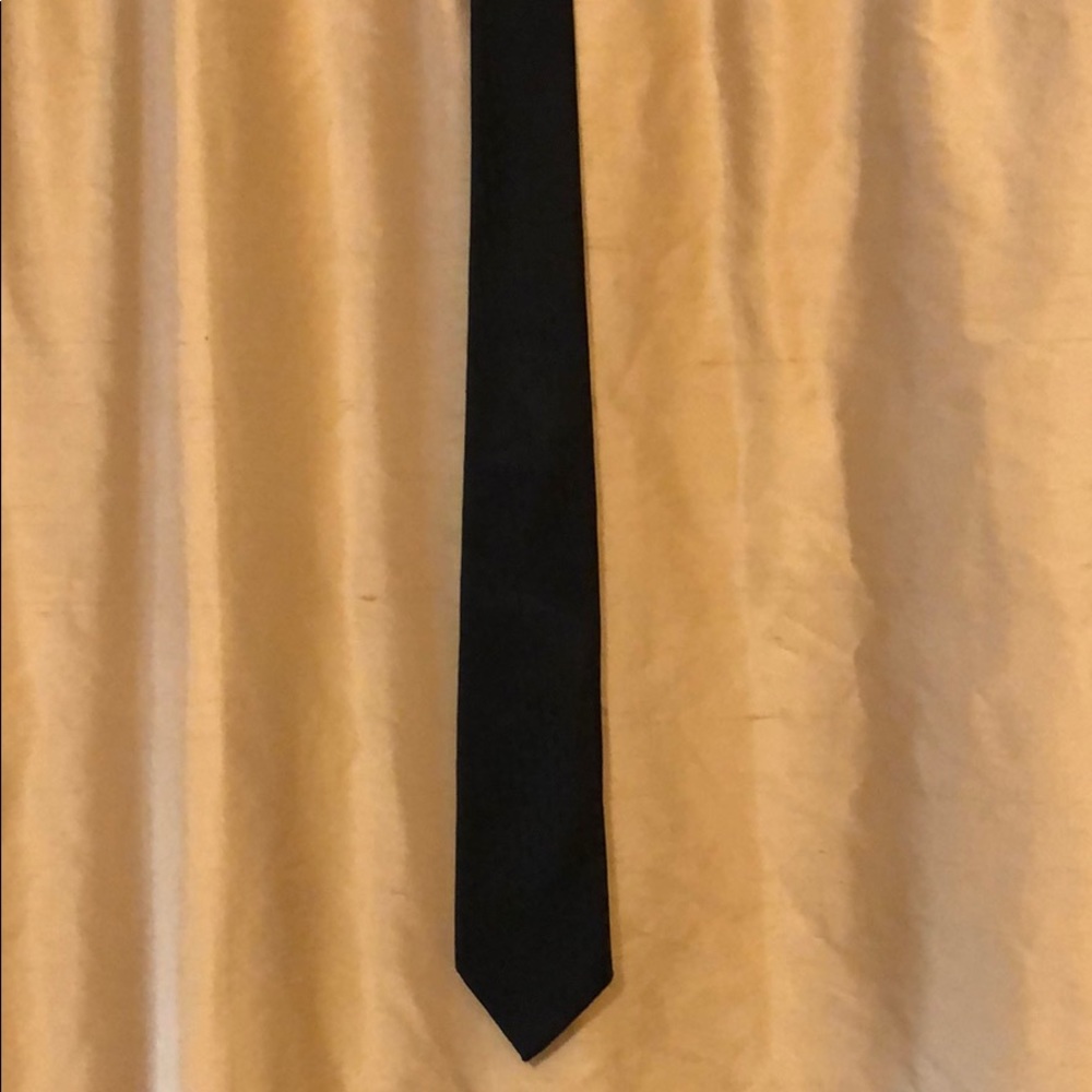 Staff tie